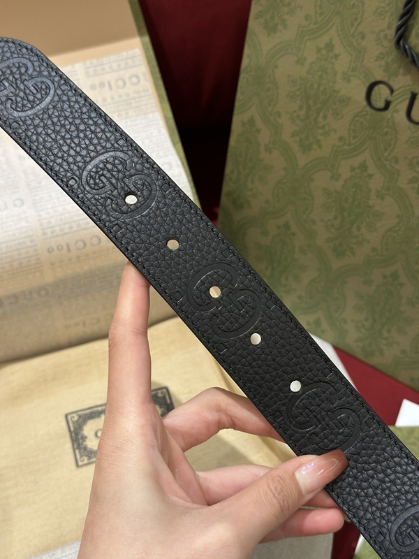 スーパーコピーグッチベルト内部構造